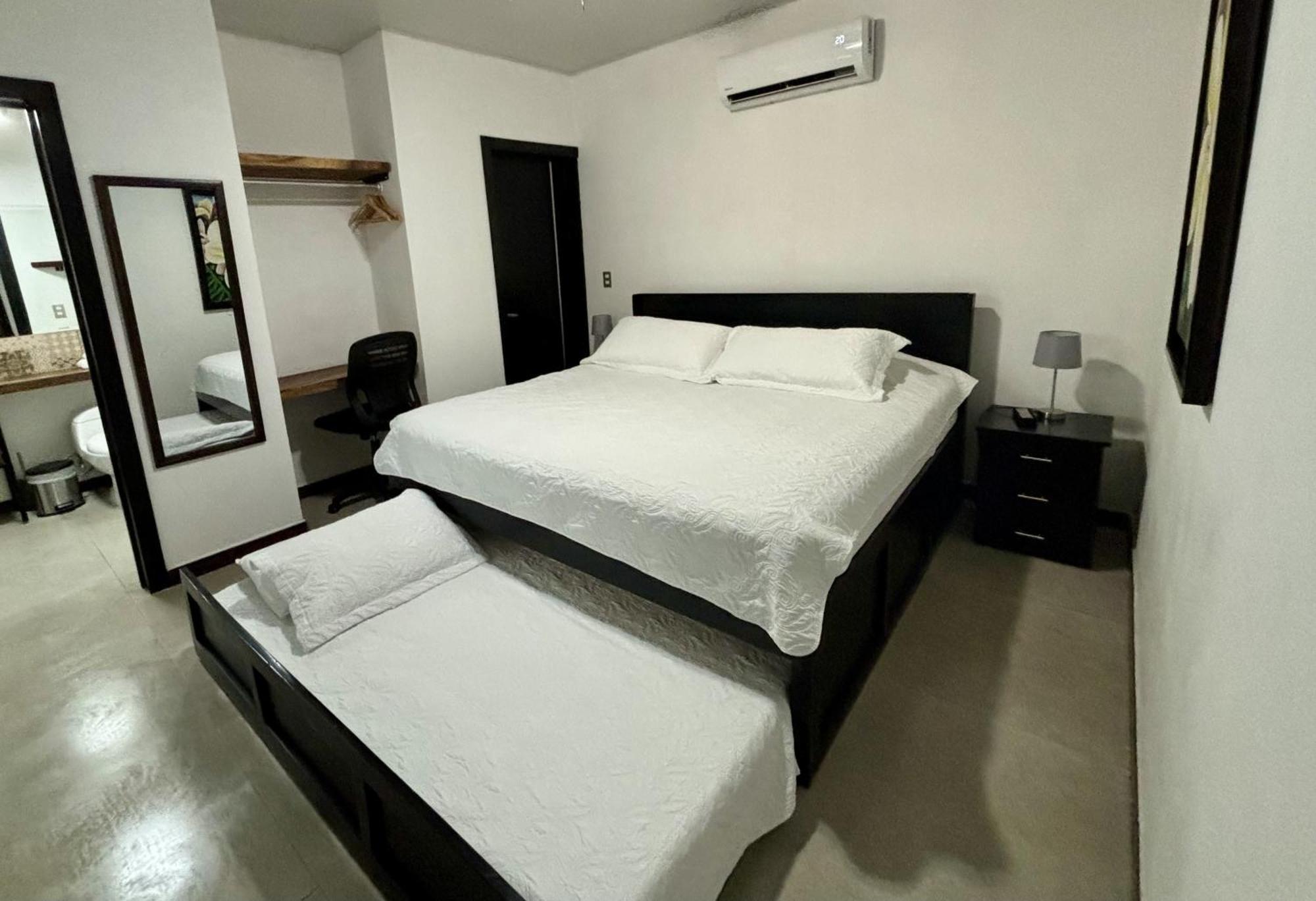 Amazilia Guesthouse Ліберія Екстер'єр фото